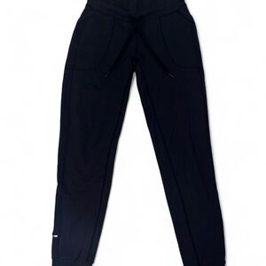 Black Lululemon Women Jogger Pants 4